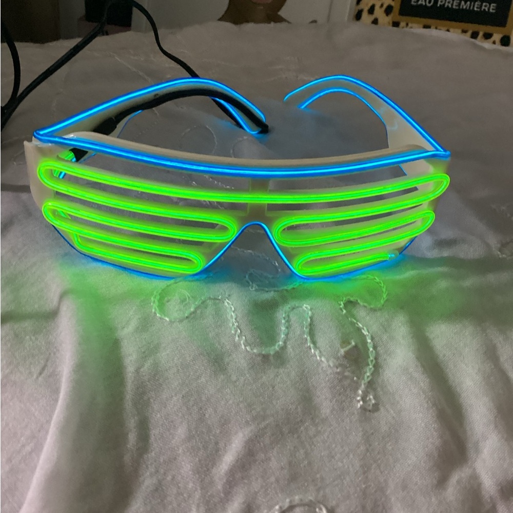 SEEN ON TODAY’S SHOW 📺:Electric Styles LED Glasses
